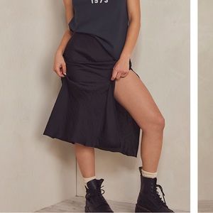 Free people black xs midi skirt